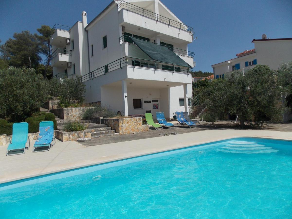 Apartments Villa Goja Трогір Екстер'єр фото