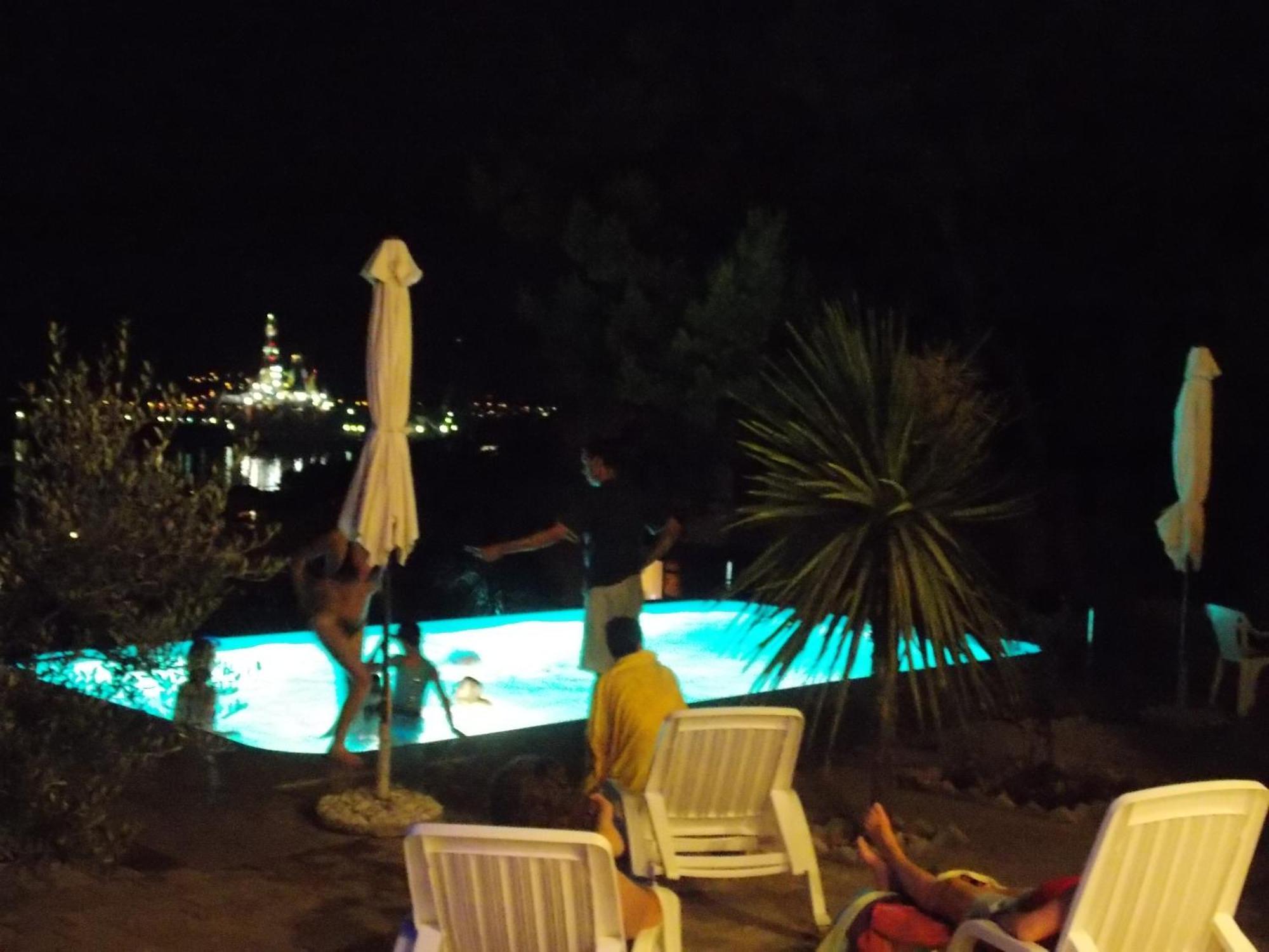 Apartments Villa Goja Трогір Номер фото