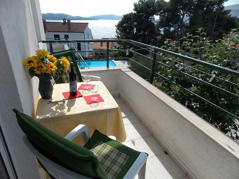 Apartments Villa Goja Трогір Екстер'єр фото