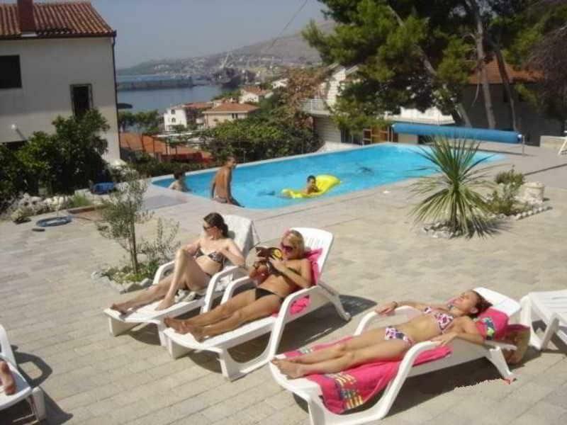 Apartments Villa Goja Трогір Екстер'єр фото